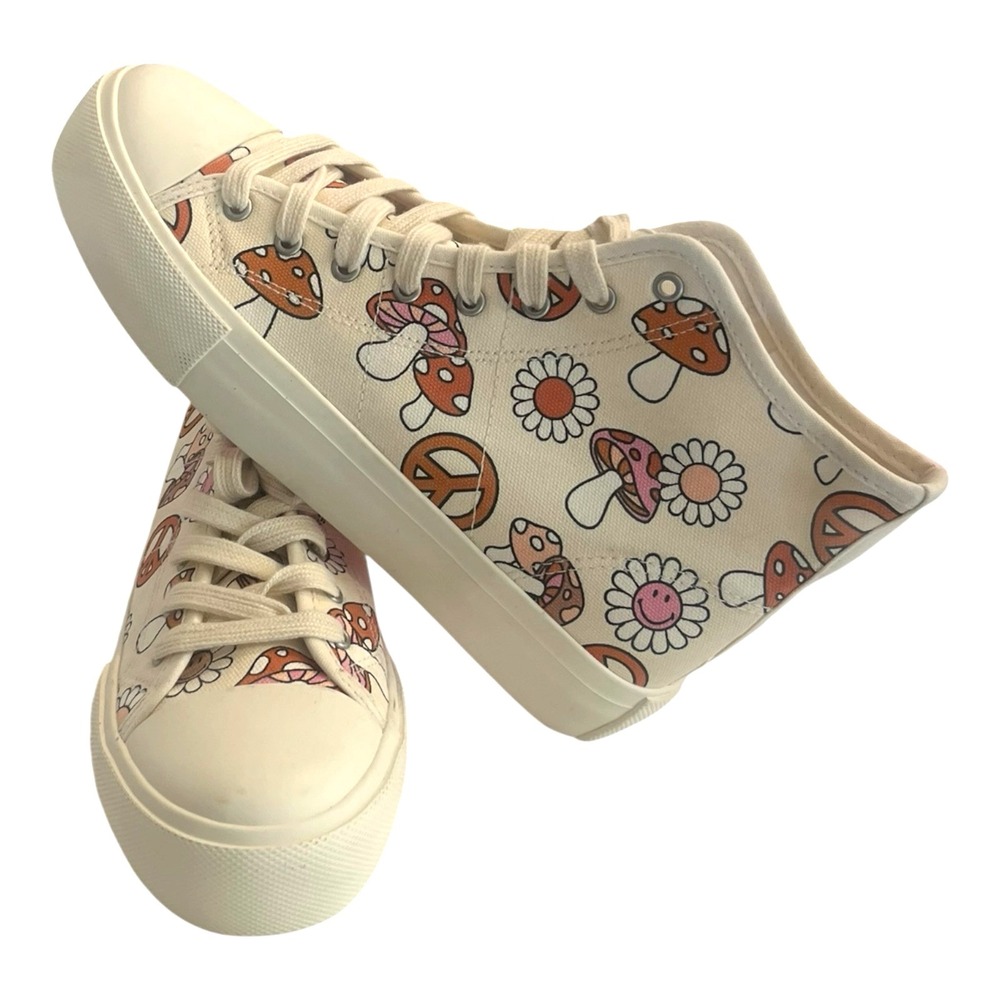 New w/Tags American Eagle Women's Hippie Peace Mushroom Flower High-Top Size 9